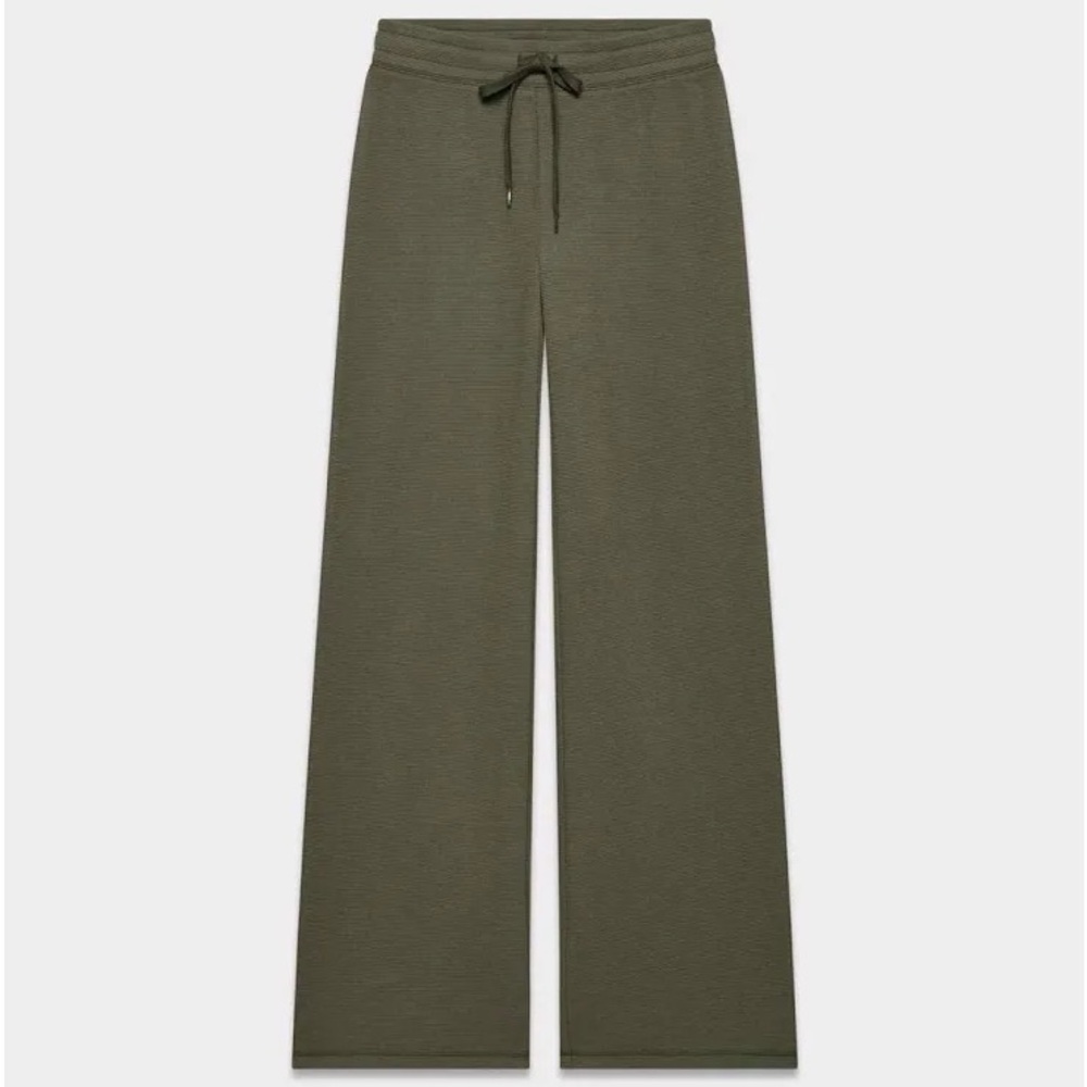 Aritzia tna wafflex marks pants in Olive Green